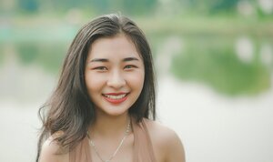 Isabelle V.